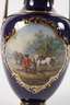 Meissen kleine Prunkvase Reiterszene