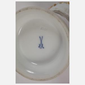 Meissen kleine Fußvase Soldatenszene