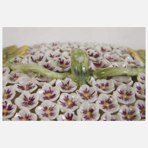 Meissen zwei Teile aus dem "Schneeballen-Service"