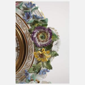 Meissen Tischuhr mit Amoretten