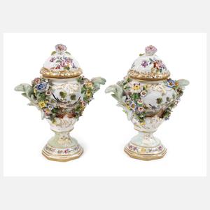 Paar kleine Prunkvasen Vogelmalerei