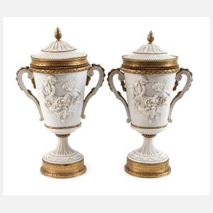 Schwarza-Saalbahn Paar Prunkvasen mit Montur