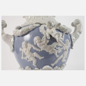 Volkstedt große Prunkvase im Capodimonte-Stil