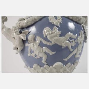 Volkstedt große Prunkvase im Capodimonte-Stil