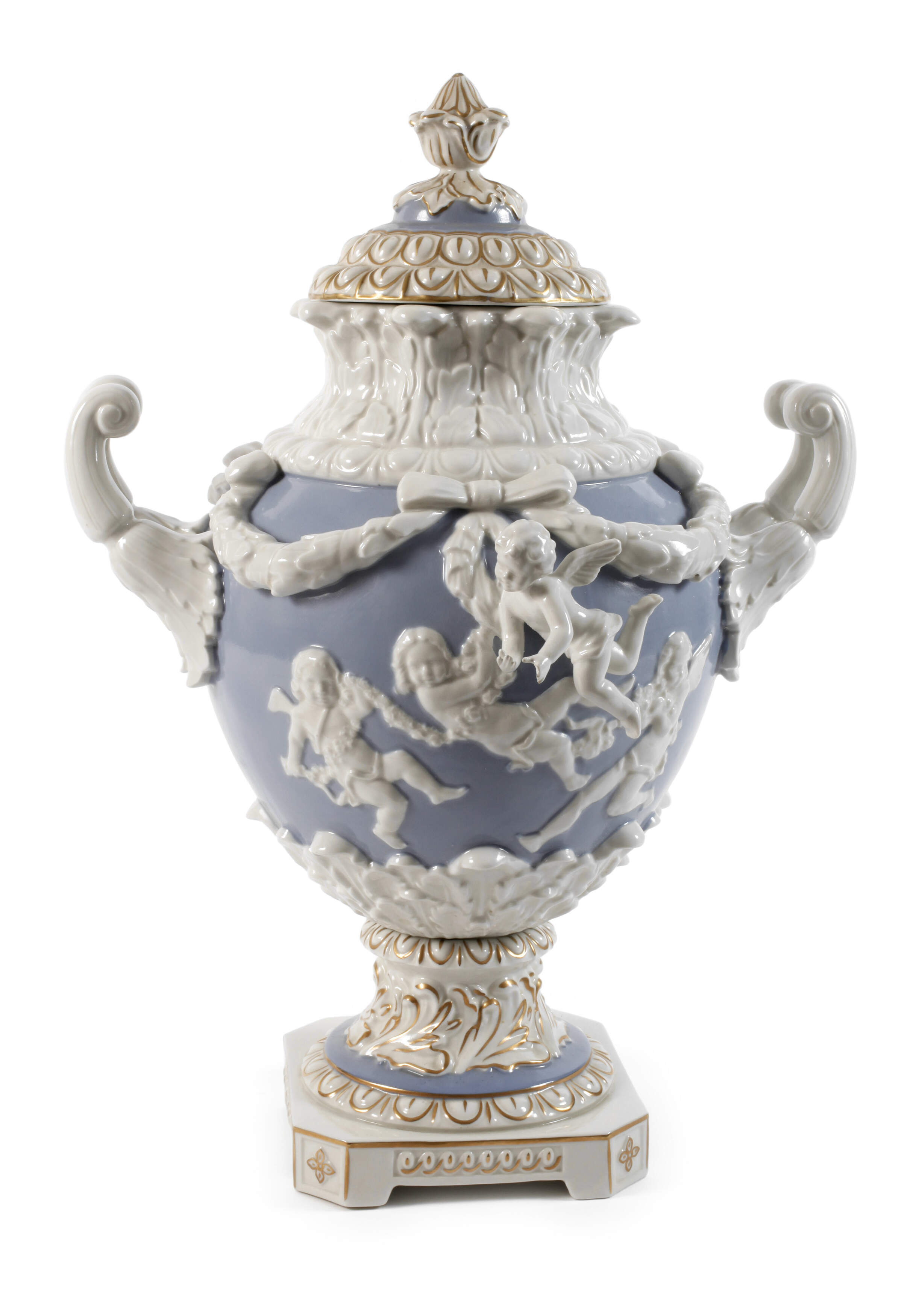 Volkstedt große Prunkvase im Capodimonte-Stil