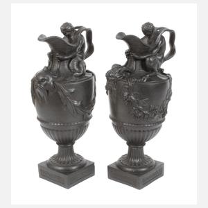 Wedgwood Paar Amphorenkannen