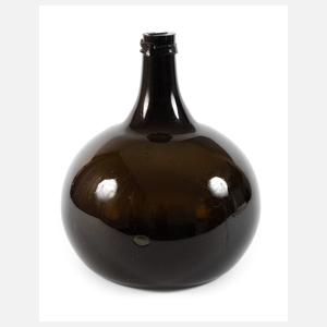 Kugelflasche aus Waldglas