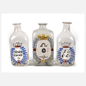 Drei barocke Apothekerflaschen