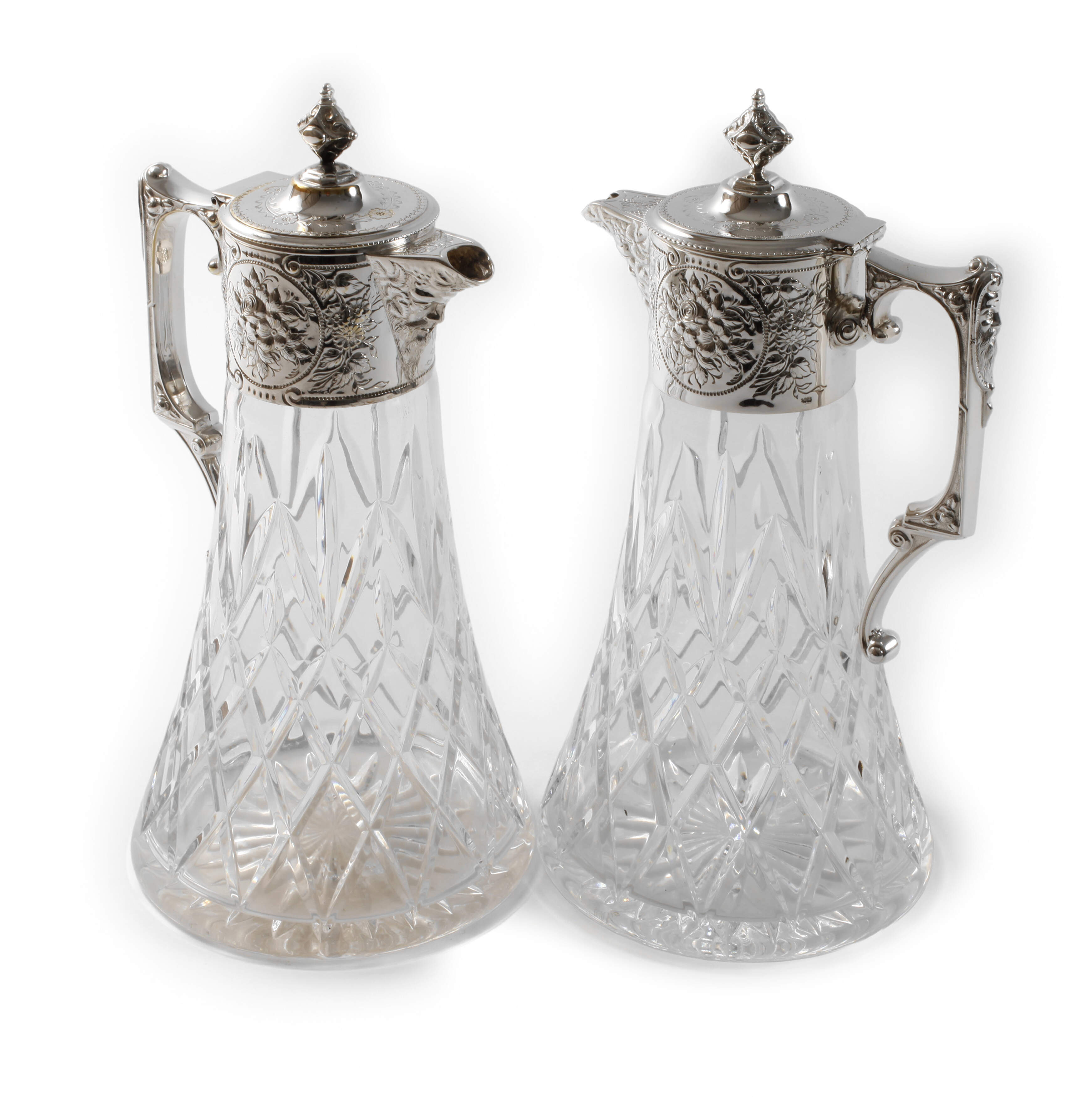 Paar Karaffen mit Silbermontierung
