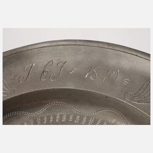 Zinnteller mit Rittermotiv