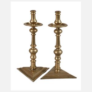 Paar französische Messingleuchter