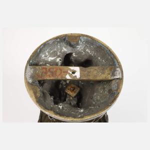 Bronzepokal mit mythologischem Fries