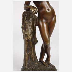 Antikisierender weiblicher Akt