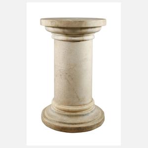 Großes Marmorpodest