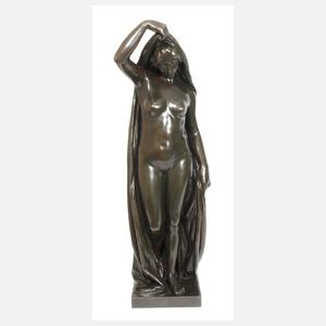 Große Bronzefigur als Allegorie auf die Nacht