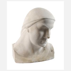 Überlebensgroße Büste einer Arbeiterin