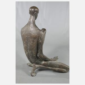 Gerd Dehof attr., hockender Mann