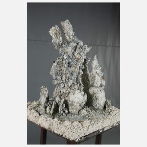 Claudia Biehne, übergroße Porzellanskulptur