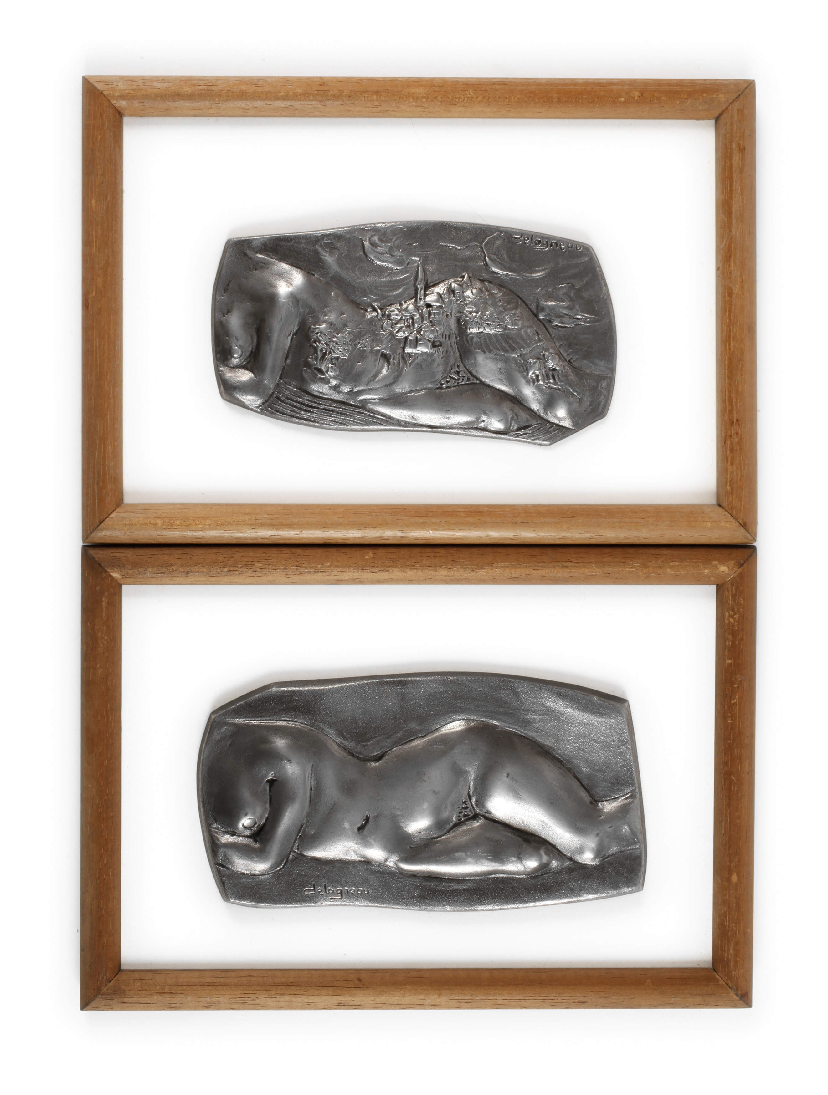 Delagneau, Paar Reliefs