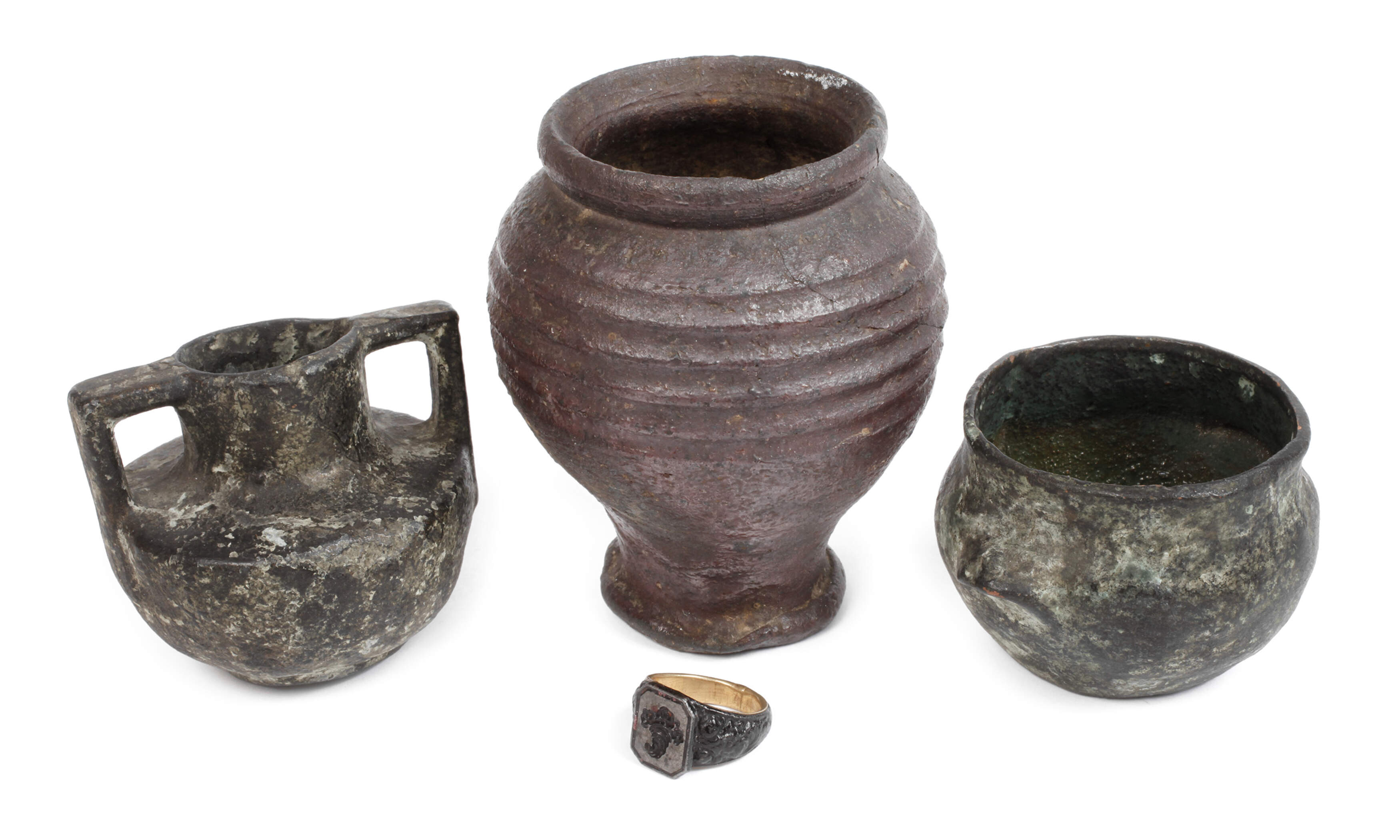 Drei antike Gefäße