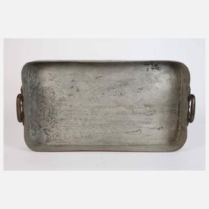 Übergroßer Bräter