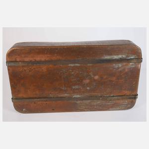 Übergroßer Bräter