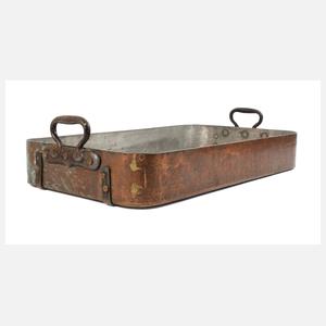 Übergroßer Bräter