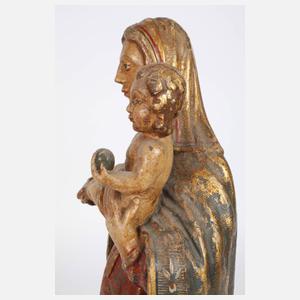Geschnitzte Marienplastik