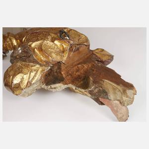 Große figürliche Schnitzerei