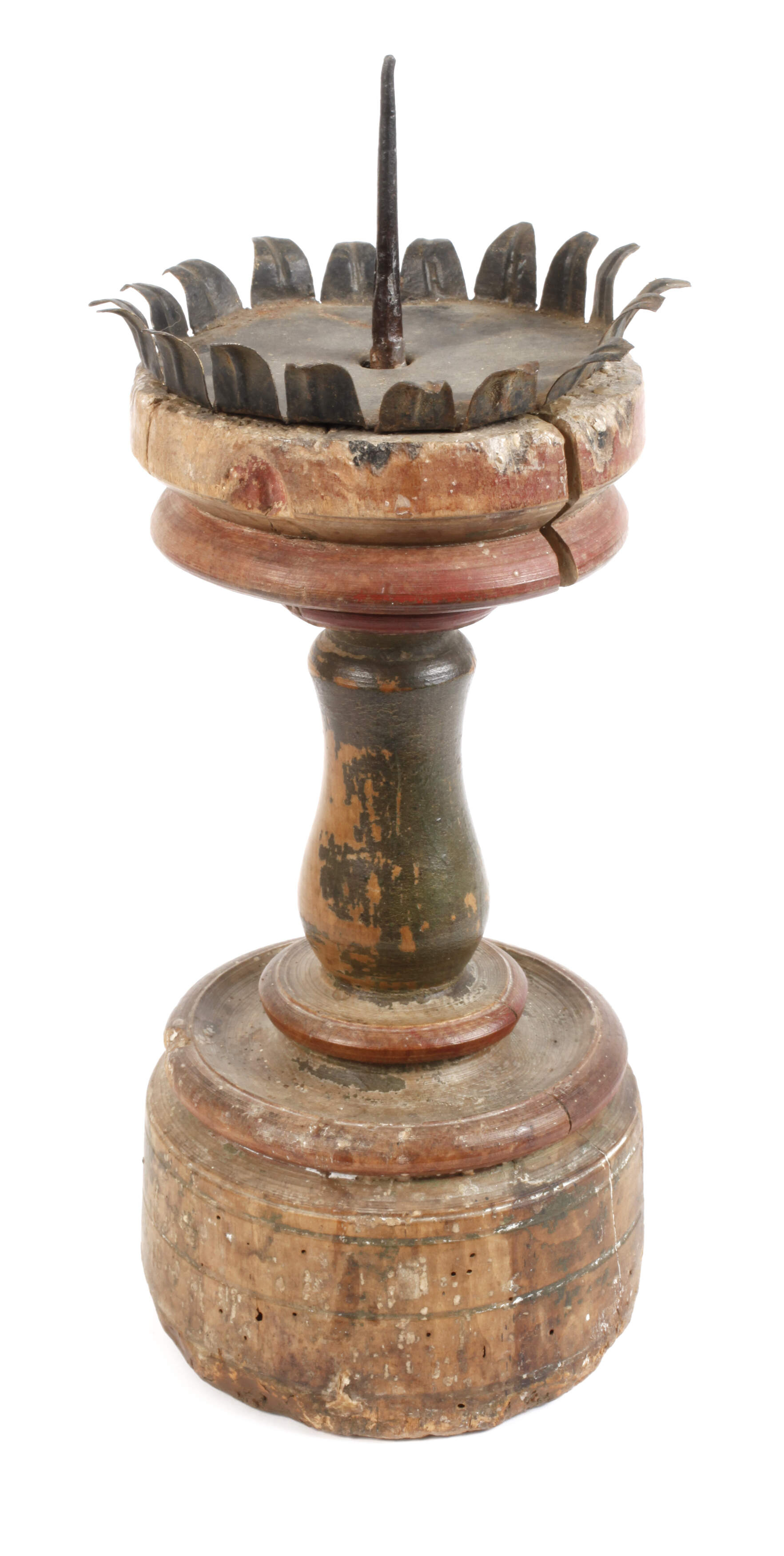 Geschnitzter Scheibenleuchter