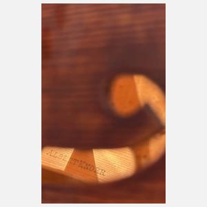 Violine Knorr