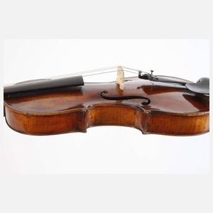 Violine im Etui