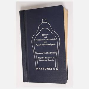 Röhren-Testgerät mit Buch