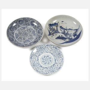 Drei Teller China