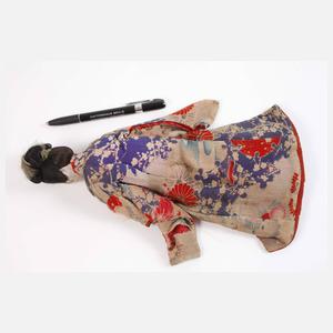 Japanische Puppe
