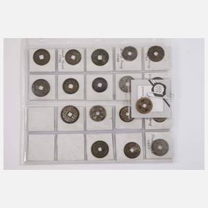 Konvolut Lochmünzen und Zahlungsmittel China