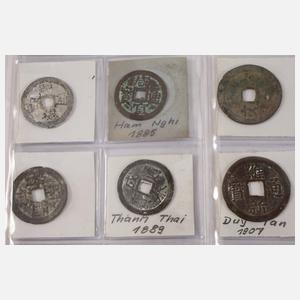 Konvolut Lochmünzen und Zahlungsmittel China