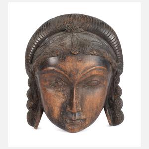 Figürliche Schnitzerei