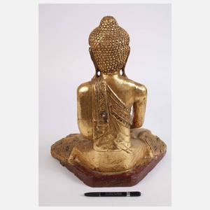 Geschnitzte Buddhaplastik