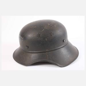 Zwei Stahlhelme 2. Weltkrieg