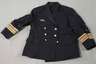 Seemannskoffer mit Marineuniform