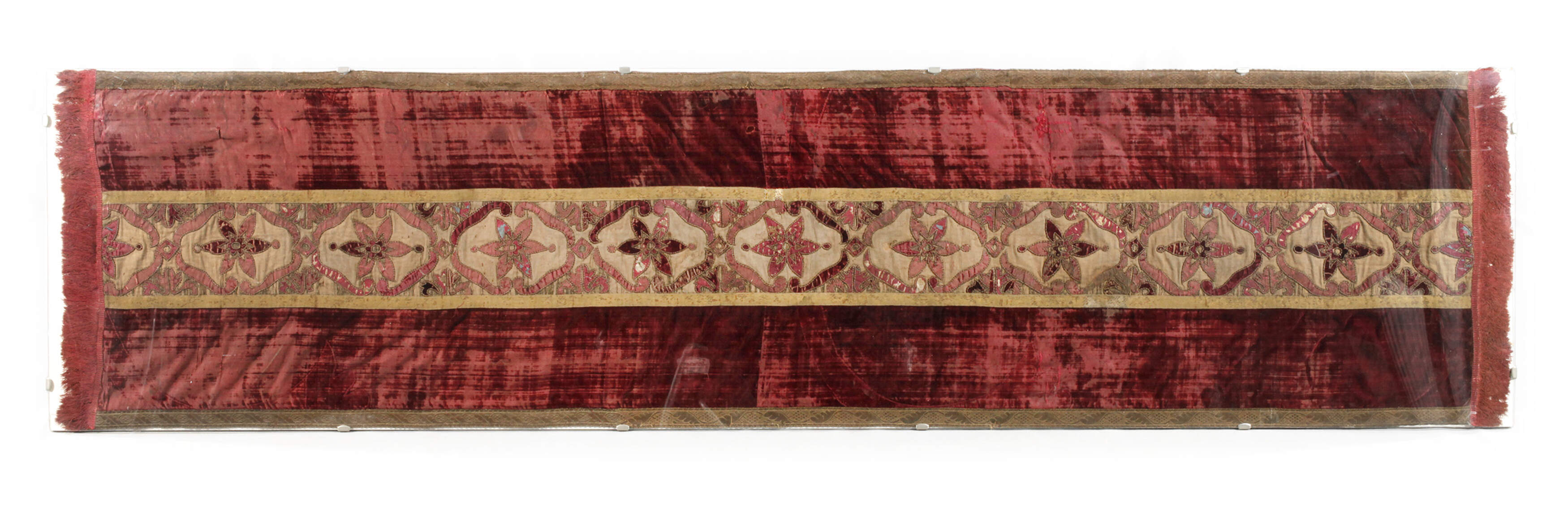 Langes Ambotuch mit Brokatstickerei