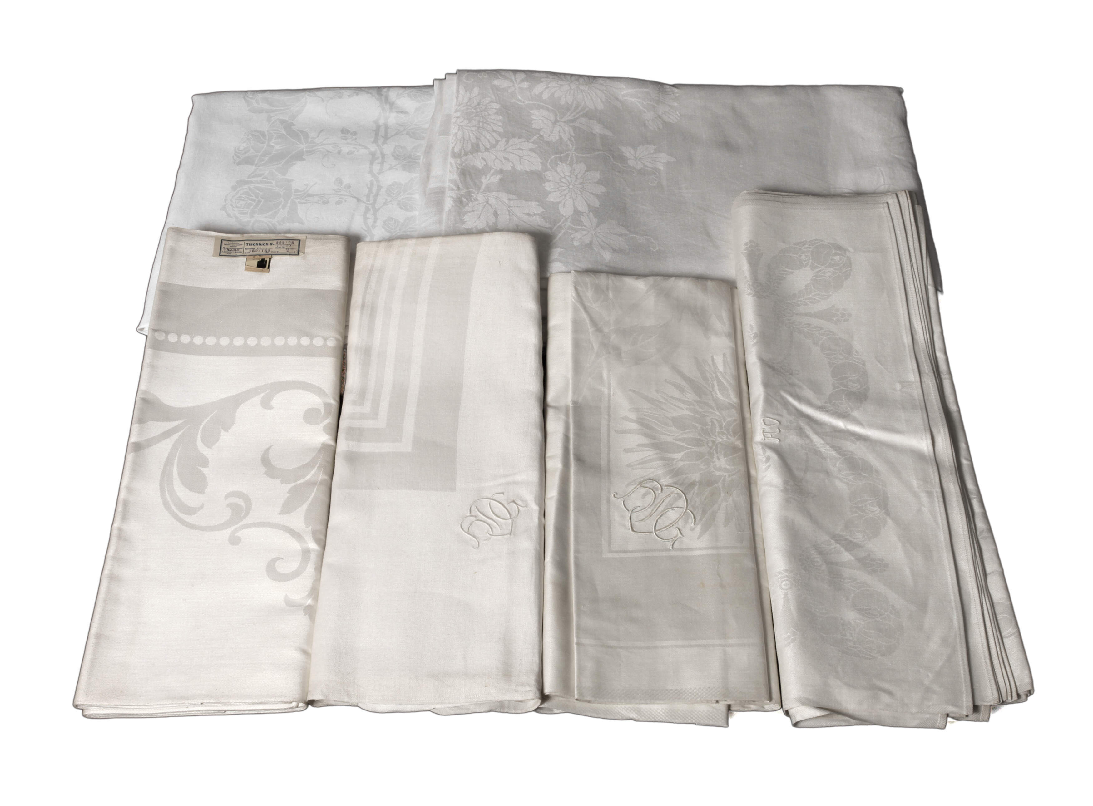 Konvolut Tafeltücher und Handtücher