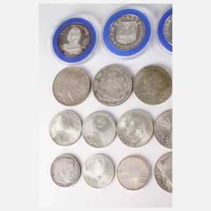 Konvolut Silbermünzen und Medaillen