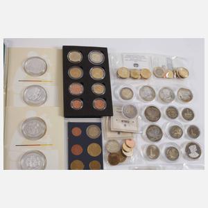 Konvolut Euro Kursmünzsätze und Gedenkmünzen