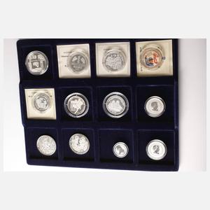 Konvolut Silberunzen und -medaillen