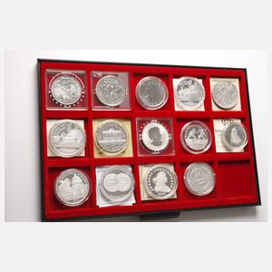 Konvolut Silberunzen und -medaillen