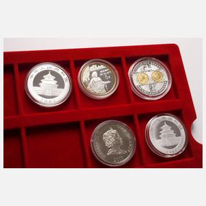 Konvolut Silberunzen, -medaillen und -münzen