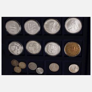 Konvolut Silberunzen, -medaillen und -münzen