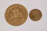 Zwei Goldmünzen